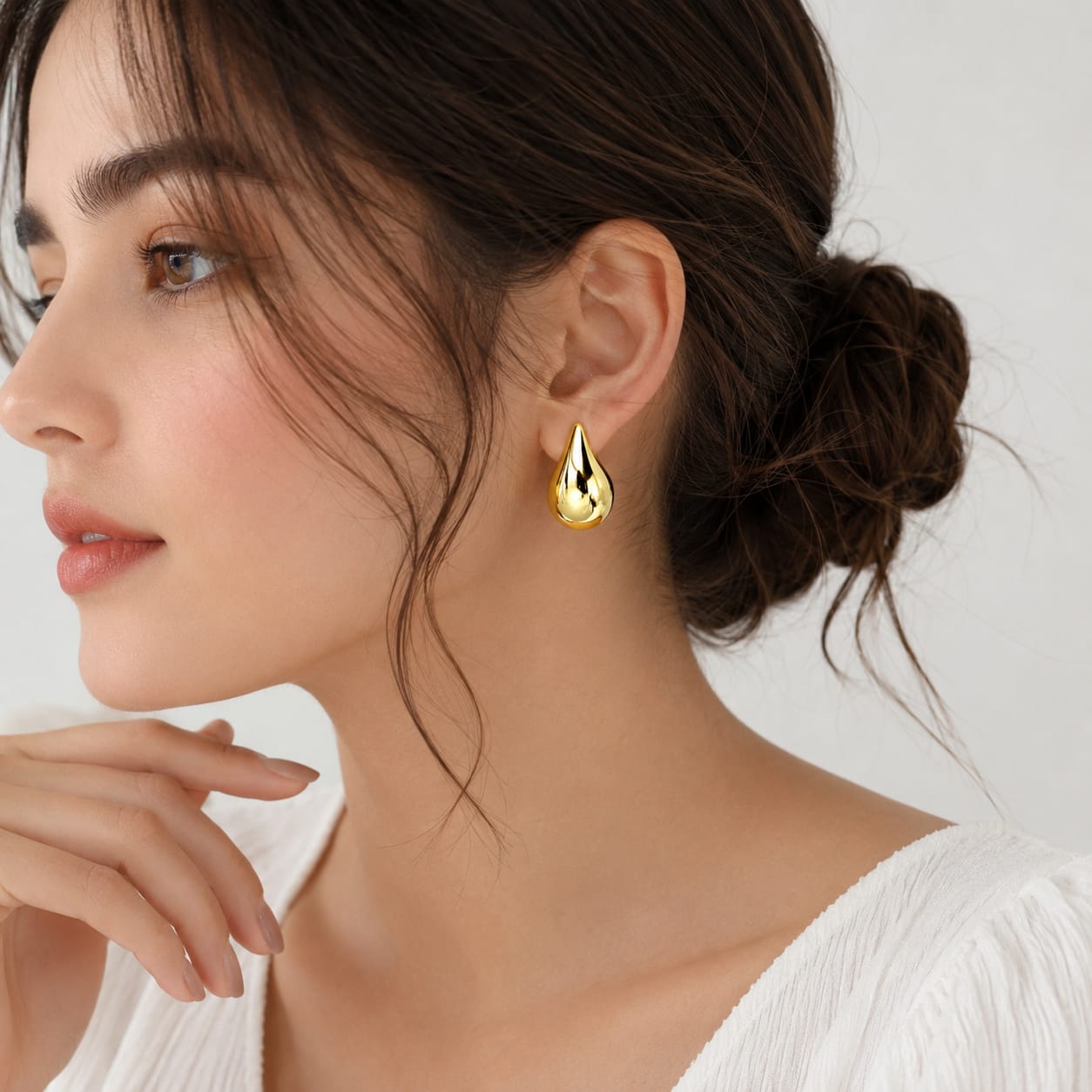 Minimalist Gold Teardrop Stud Earrings for Women | Korean Water Drop Earrings | Trendy Luxury Statement Earrings